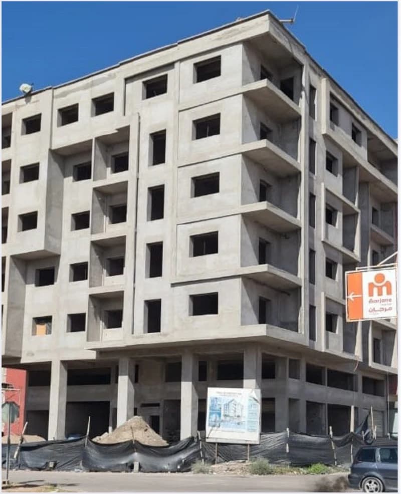 Structure of a six-storey building under construction